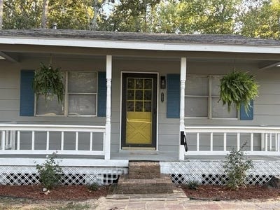 /international/us/7004-nell-drive-pine-bluff-ar-110110365350/