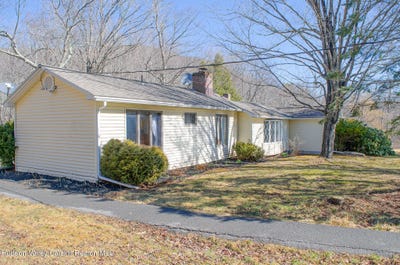 /international/us/689-old-road-road-east-windham-ny-110098254947/