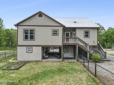 /international/us/221-estate-road-atkinson-nc-110107825739/