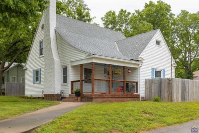 /international/us/906-w-6th-st-wamego-ks-110107929210/