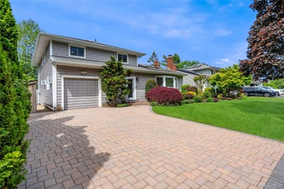 /international/us/3305-beltagh-avenue-wantagh-ny-110108362379/