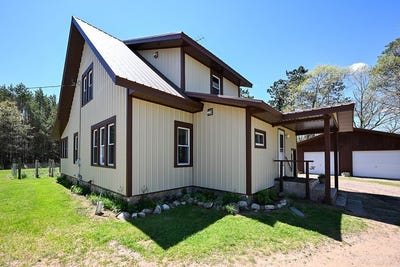 /international/us/5918-w-schaub-road-trego-wi-110108359661/