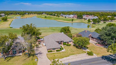 /international/us/5607-wedgefield-road-granbury-tx-110108492429/