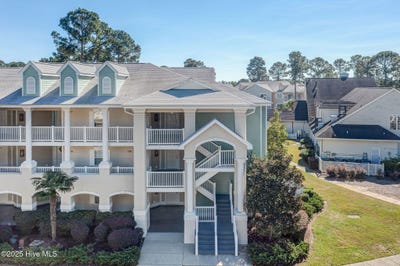 /international/us/330-s-middleton-drive-nw-calabash-nc-110103289514/