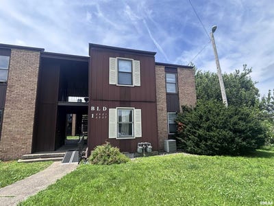/international/us/2521-w-monroe-street-springfield-il-110109117961/