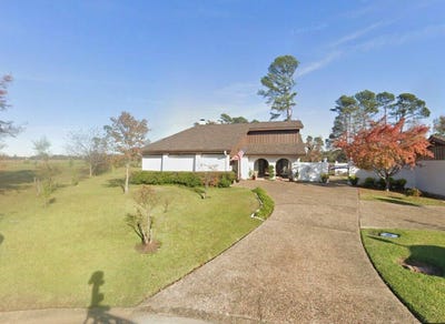 /international/us/210-canterbury-lane-idabel-ok-110105001817/
