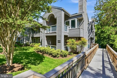/international/us/11737-summerchase-circle-reston-va-110107846245/
