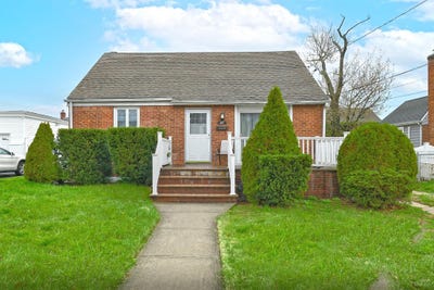 /international/us/467-hull-street-east-meadow-ny-110098694734/?lang=zh-cn
