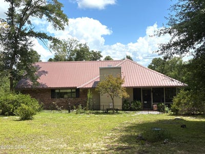 /international/us/850-gambier-drive-alford-fl-110101400635/