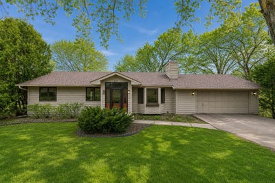 /international/us/8030-81st-street-victoria-mn-110108472326/