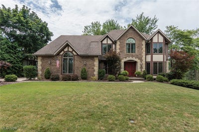 /international/us/10702-tudor-circle-north-royalton-oh-110101167573/
