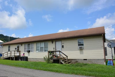 /international/us/130-minnich-street-weston-wv-110101067591/