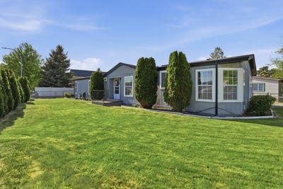 /international/us/1603-n-glenbrook-rd-liberty-lake-wa-110107801051/