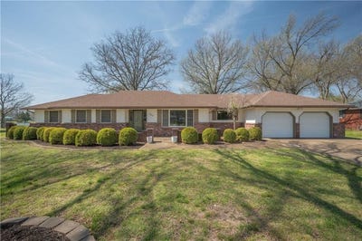 /international/us/727-n-leonard-street-girard-ks-110102997132/