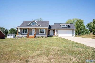 /international/us/58-creekview-drive-rainsville-al-110107696372/