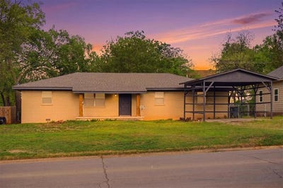 /international/us/915-s-6th-street-chickasha-ok-110107229882/