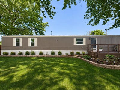 /international/us/320-n-main-street-billings-mo-110107988799/