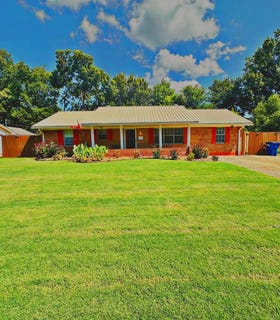 /international/us/817-dover-road-west-memphis-ar-110101395497/?lang=de