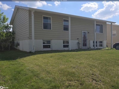 /international/us/3709-spruce-wood-drive-ne-cedar-rapids-ia-110099526629/