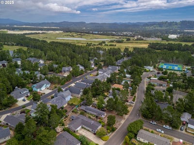 /international/us/1629-n-siano-loop-florence-or-110100149452/