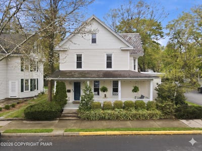 /international/us/211-n-6th-street-stroudsburg-pa-110107634339/