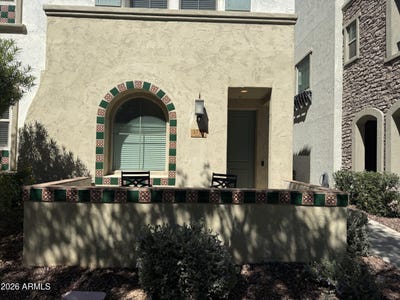 /international/us/1725-e-dogwood-lane-gilbert-az-110107379993/