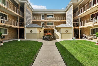 /international/us/7206-w-wellington-avenue-chicago-il-110108910644/