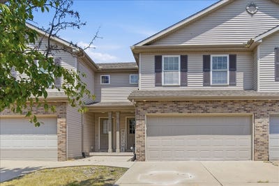 /international/us/2531-fox-trot-trail-bloomington-il-110108499071/
