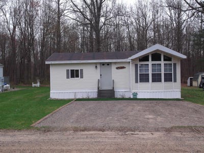/international/us/2221-grass-lake-lake-mi-110107781741/