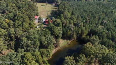 /international/us/104-bridle-path-lane-carthage-nc-110103485010/