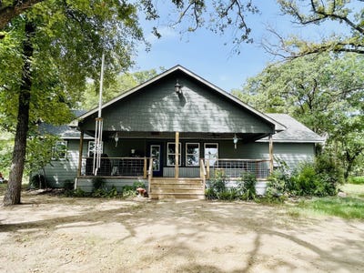 /international/us/940-county-road-1858-yantis-tx-110109425589/