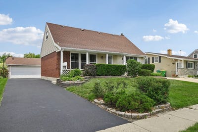 /international/us/674-saint-marys-parkway-buffalo-grove-il-110108855806/