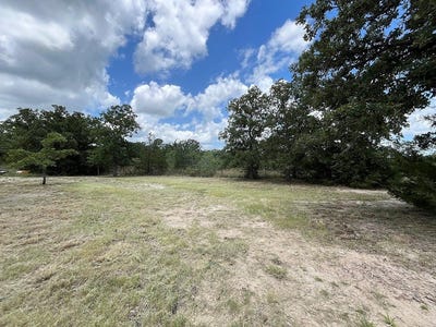 /international/us/lot-33-apache-drive-n-somerville-tx-110105389220/