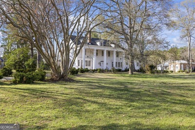/international/us/215-hartwell-road-lavonia-ga-110106589999/
