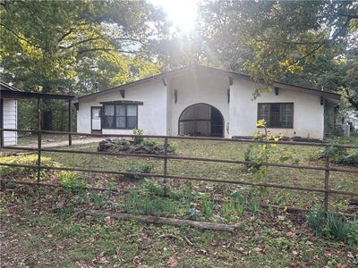 /international/us/2703-walton-lane-harrison-ar-110120683002/