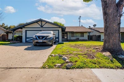 /international/us/1936-royalty-drive-pomona-ca-110109394630/