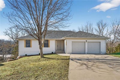 /international/us/2619-sw-morningside-drive-blue-springs-mo-110106956882/