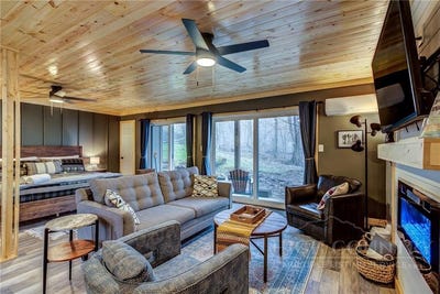 /international/us/100-lower-holiday-lane-beech-mountain-nc-110107733506/