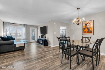 /international/us/103-cypress-court-howell-nj-110107226833/