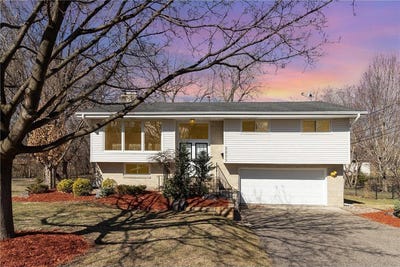 /international/us/2805-regent-avenue-n-golden-valley-mn-110100516963/?lang=id