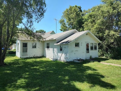 /international/us/205-ash-street-pisgah-ia-110108783928/