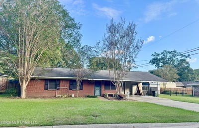 /international/us/127-john-glenn-avenue-natchez-ms-110120606001/