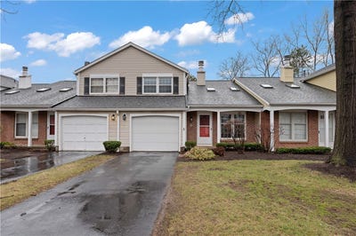 /international/us/71-old-pine-lane-rochester-ny-110107073639/