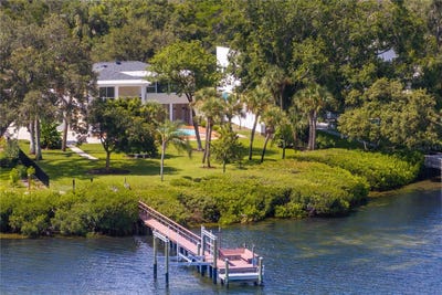 /international/us/234-driftwood-road-se-st-petersburg-fl-110101432069/