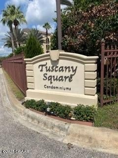 /international/us/424-luna-bella-lane-new-smyrna-beach-fl-110097140452/