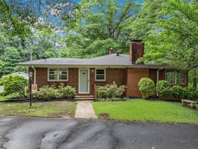 /international/us/151-donald-road-spartanburg-sc-110108282570/