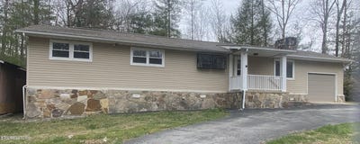 /international/us/6815-topez-drive-crossville-tn-110108353173/
