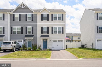 /international/us/40-shubunkin-road-inwood-wv-110120587132/