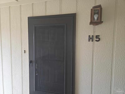 /international/us/2201-scenic-hwy-pensacola-fl-110105973358/