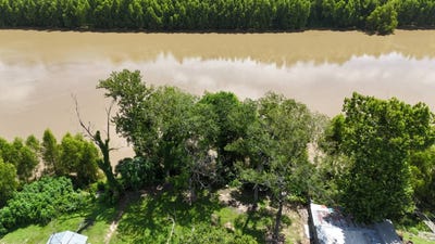 /international/us/2489-atchafalaya-river-highway-butte-la-rose-la-110109182112/